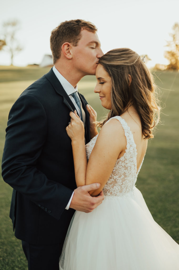 Golden hour bride and groom portraits at Little Lights on the Lane